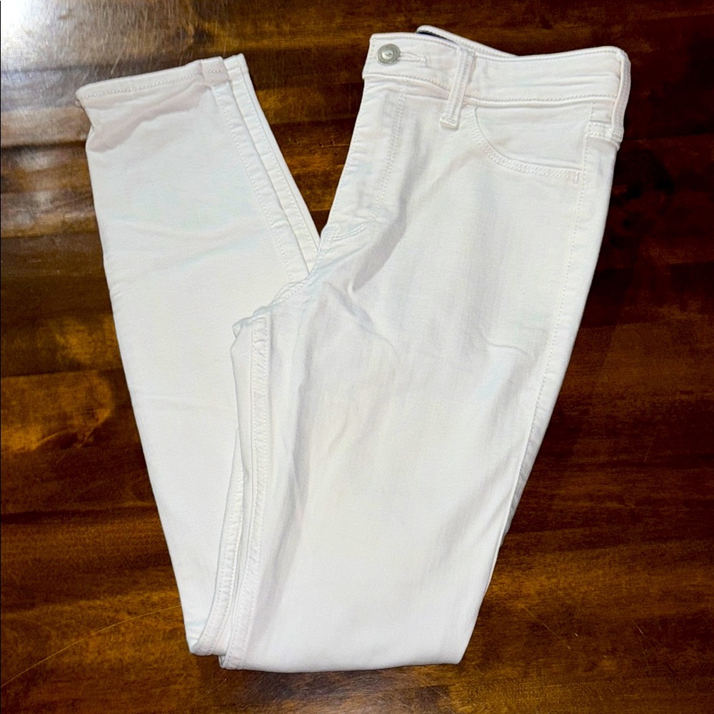 Hollister White Jeans 👖 3R